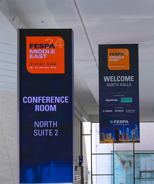 لوحات إرشادية ومطبوعات لتنظيم الفعاليات خدمة توريد مستلزمات الفعاليات في السعودية