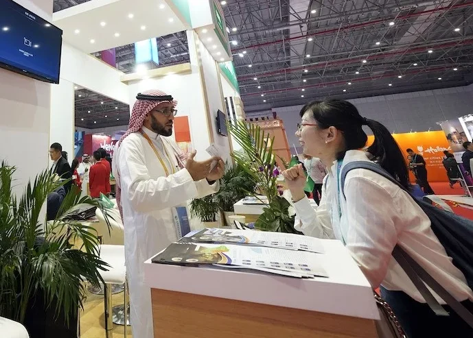 طباعة بروشورات وفلايرات للفعاليات والمعارض