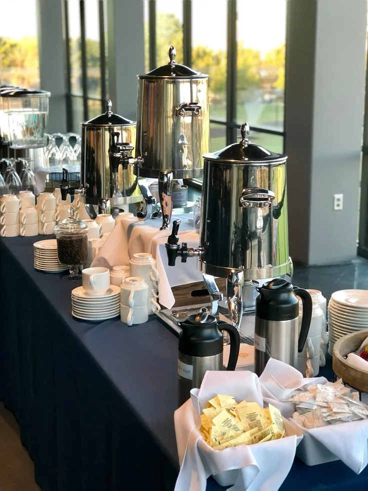 تجهيز مستلزمات ضيافة وتقديم في الفعاليات خدمة توريد مستلزمات الفعاليات في السعودية